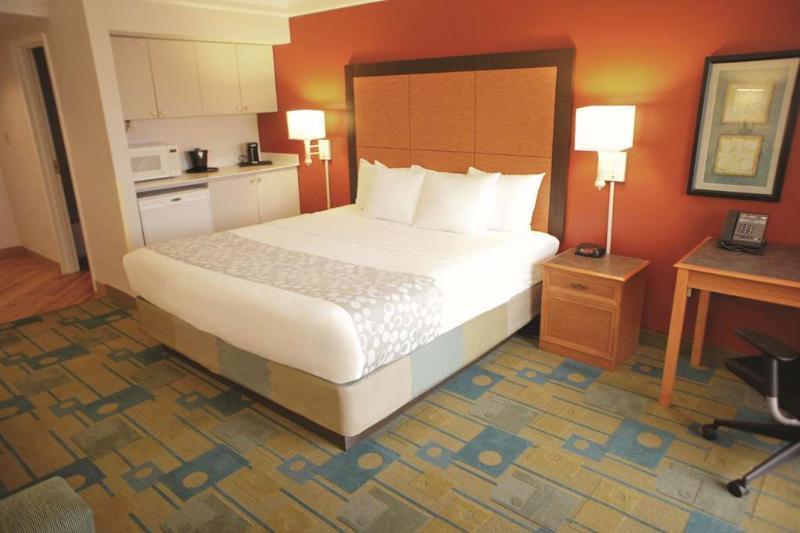 La Quinta Inn & Suites By Wyndham Kingsport Tricities Airport Eksteriør billede